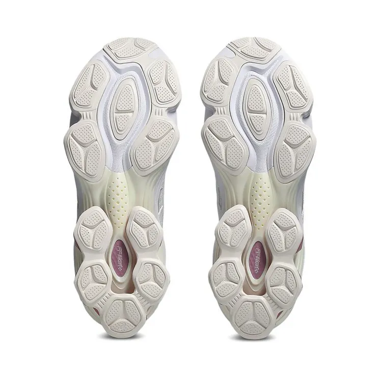 asics-gel-kinetic 1203A892-100