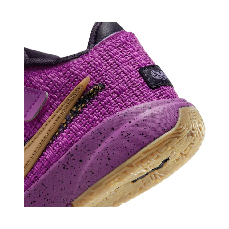 nike-lebron-20 FD0208-500