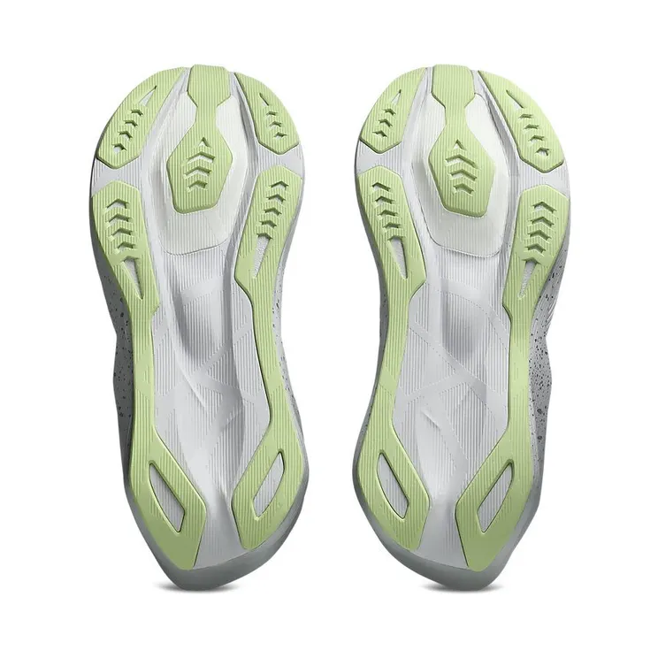 asics-novablast 1011C312-020