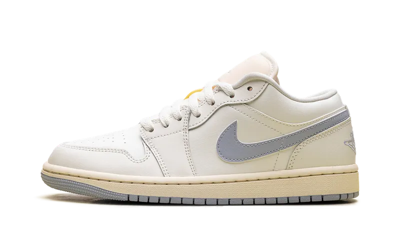 Air Jordan 1 Low “White/Purple” (DC0774-106)