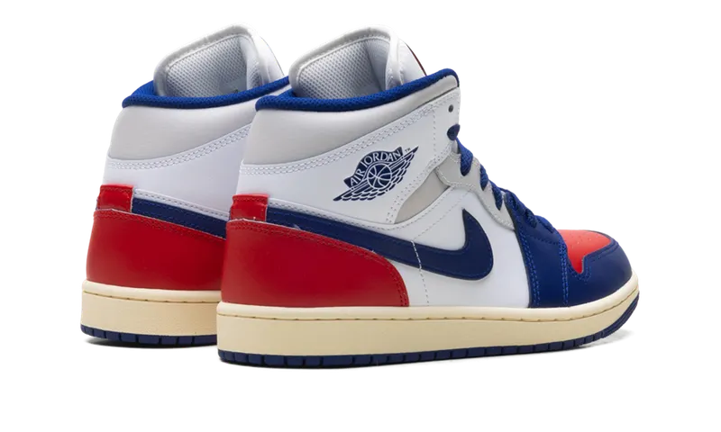 Air Jordan 1 Mid “Rare Air” (DQ8426-102)