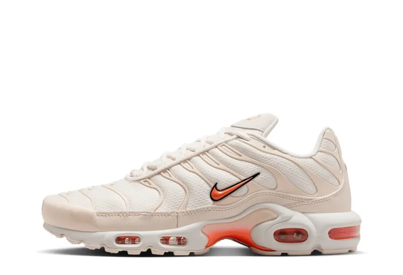 Nike Air Max Plus Phantom Safety Orange (DM0032-019)