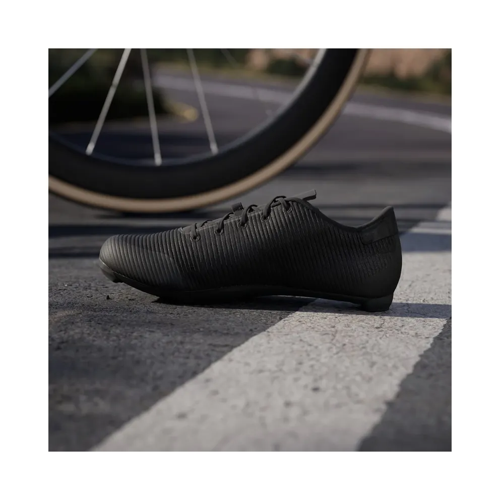 adidas The Road Cycling Shoes 2.0 Core Black / Cloud White / Carbon (HQ3486)