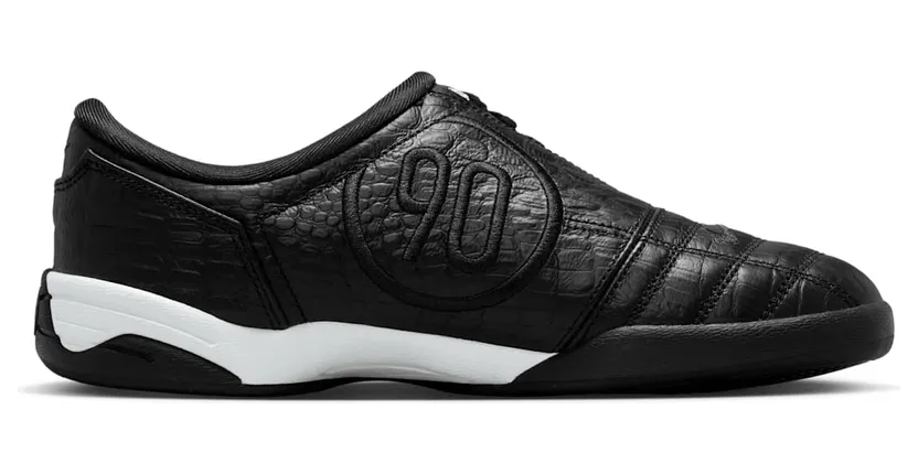 nike-total-90 IF3947-001