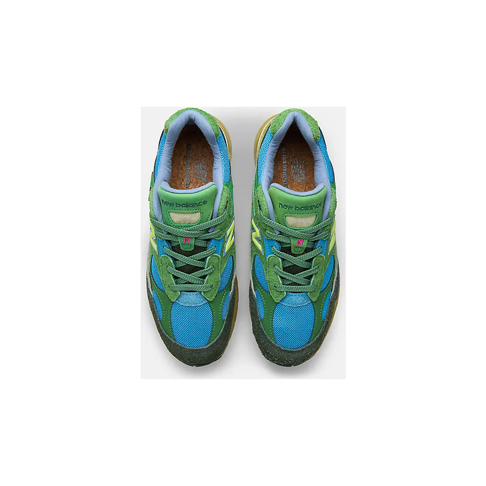 NEW BALANCE Salehe Bembury x New Balance 992 “ONLINE LIME / DUFFEL BAG” (U992SB)