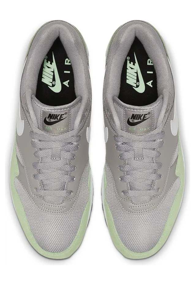 nike-air-max AH8145-015
