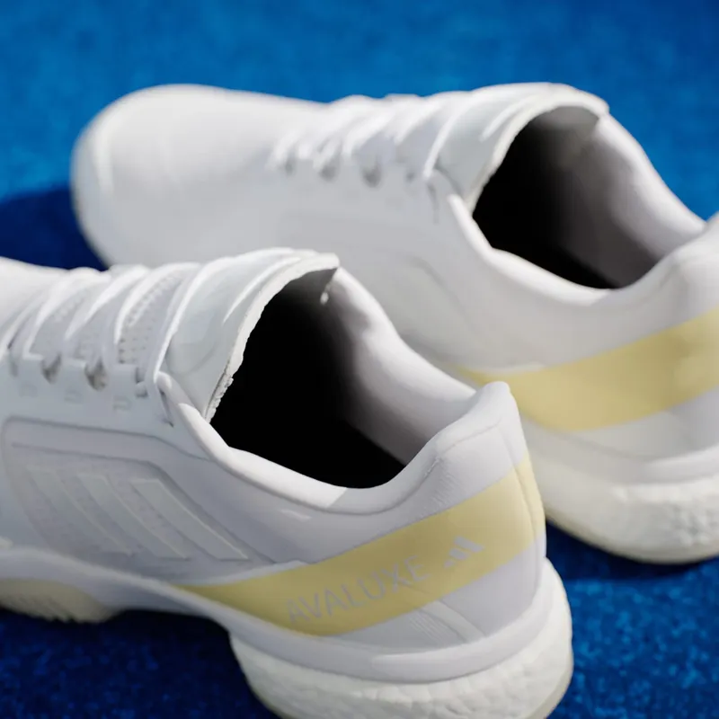adidas Avaluxe White Orange Tint (JQ7080)