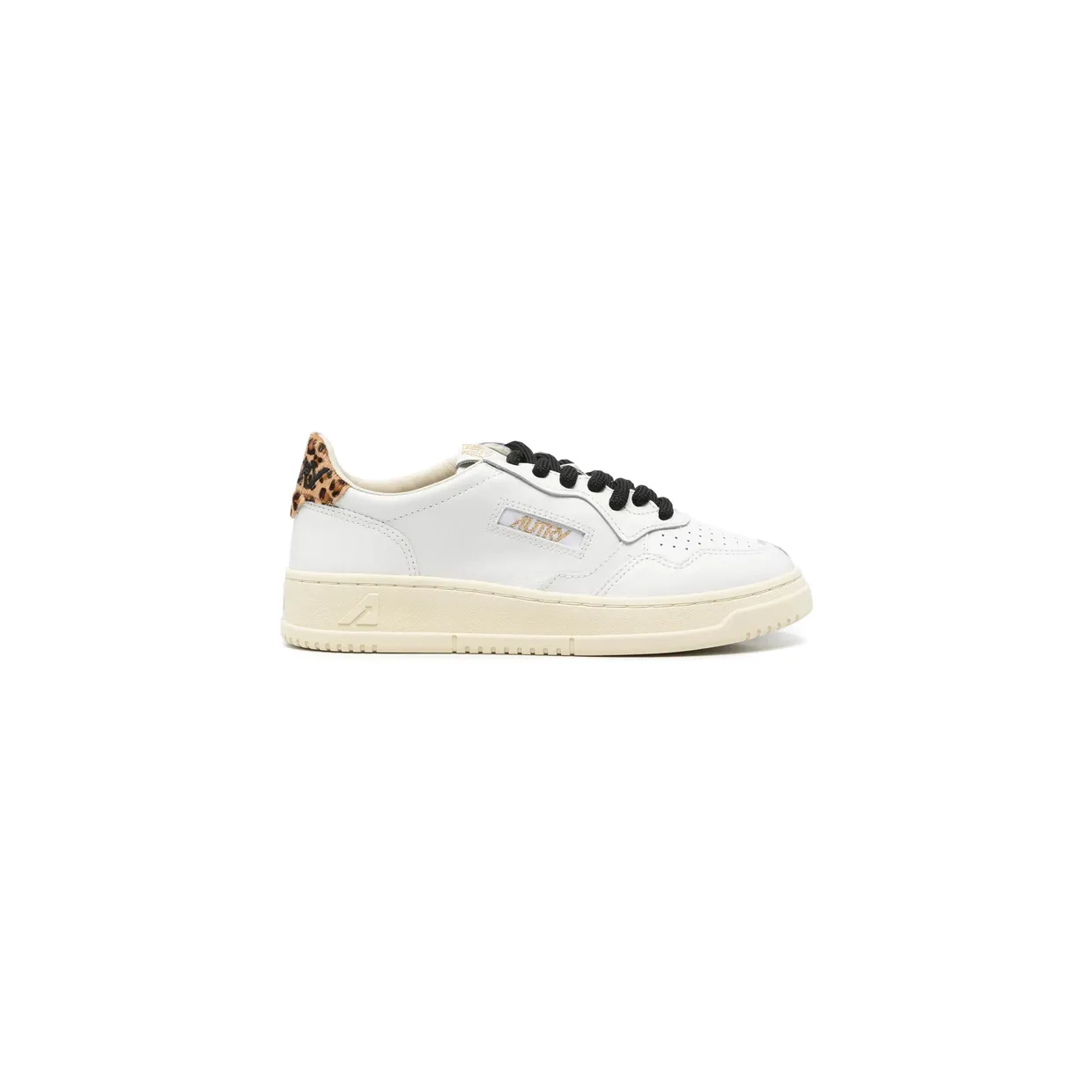 Autry Medalist LOW “White” (AULW OC02)