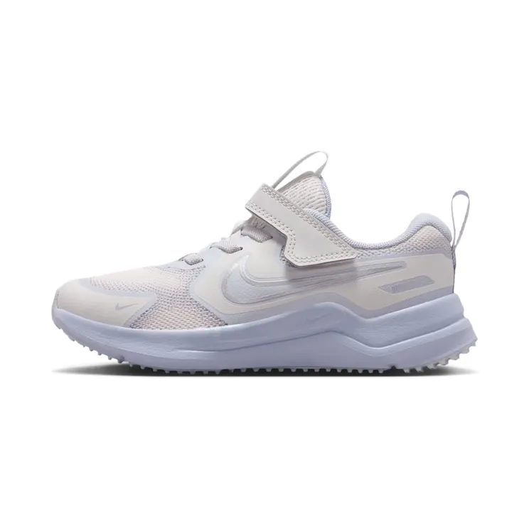 Nike Cosmic Runner “Platinum Tint / Ghost / Football Grey / Metallic Silver” (HM4400-010)