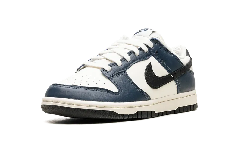 Nike Dunk Low “Midnight Navy” (HM6192-478)