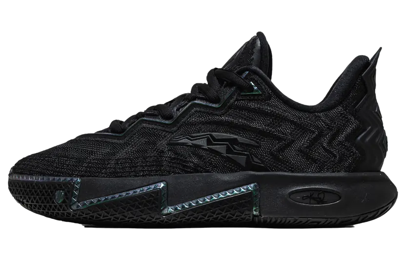Anta Kai 2 “Triple Black” (8125C1111S-3)