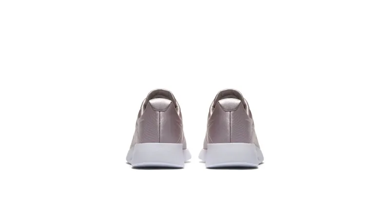 Nike Tanjun Premium Particle Rose Satin (W) Particle Rose/Metallic Platinum-White-Particle Rose (917537-601)