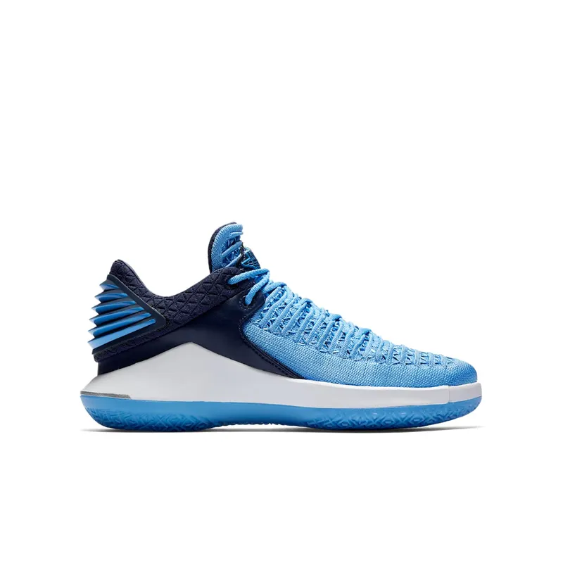 Jordan XXXII Low University Blue Black White Metallic Silver (AA1257-401)