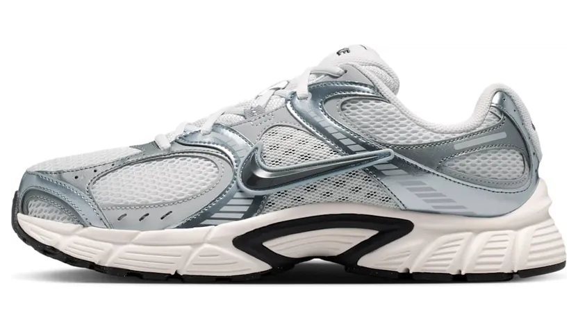 Nike V5 RNR “Photon Dust/Smoke Grey/Light Smoke” (HJ5228-014)