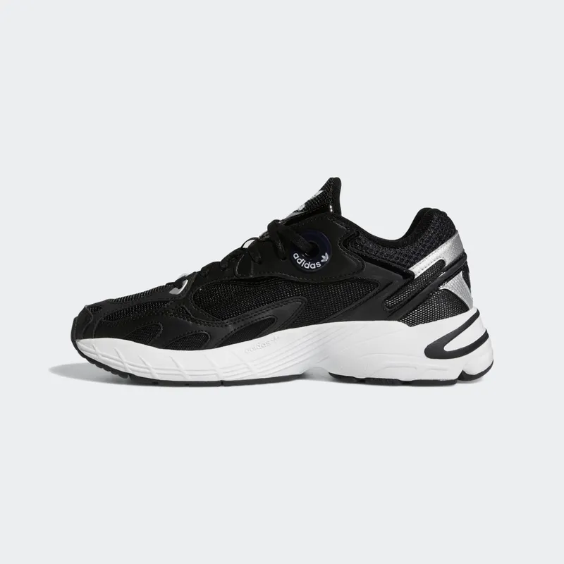 Adidas Astir Core Black / Core Black / Cloud White (GY5260)