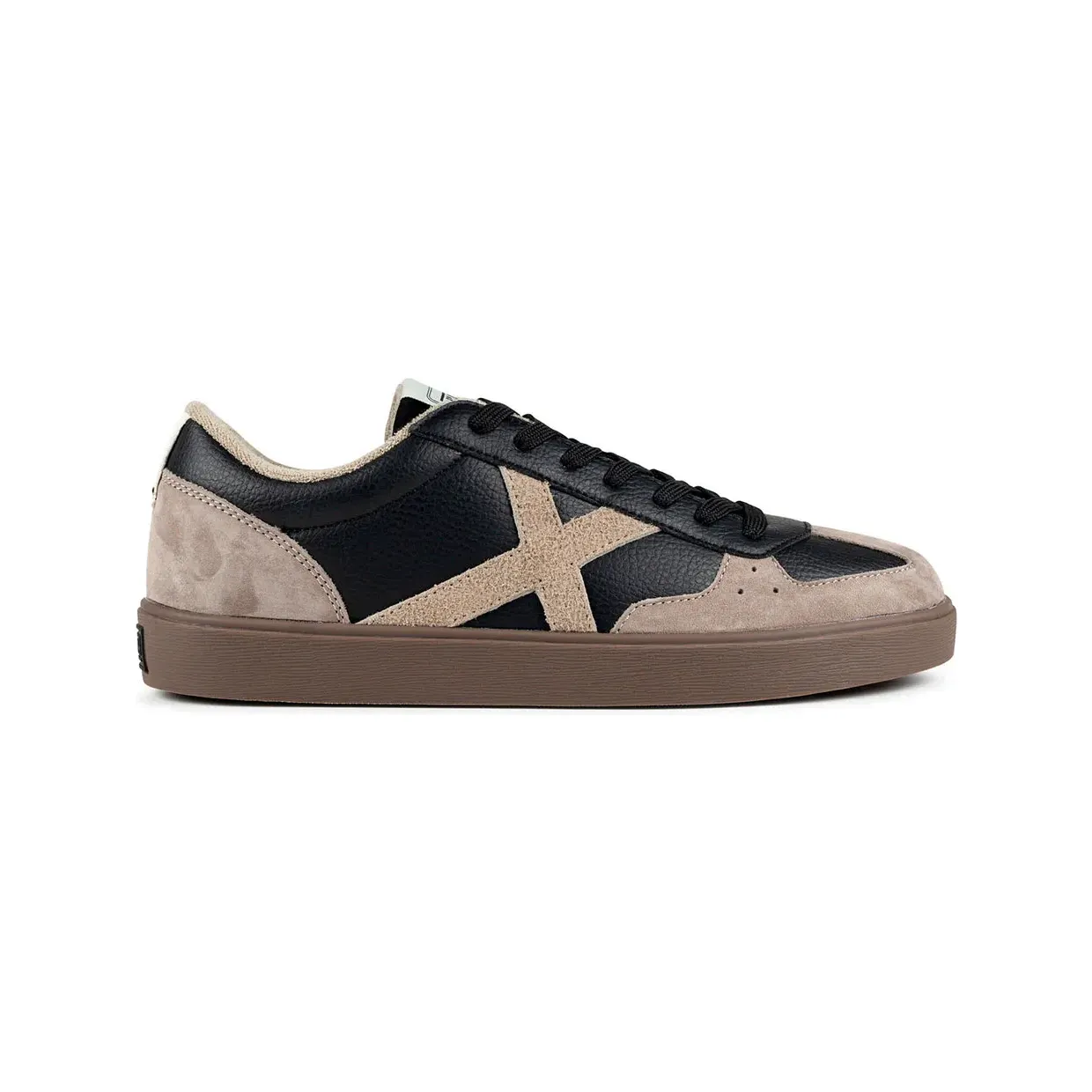 munich-sneaker 404605843