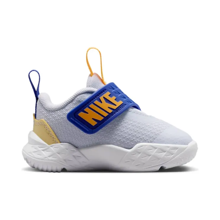 nike-team-hustle-d-12 HF6281-020