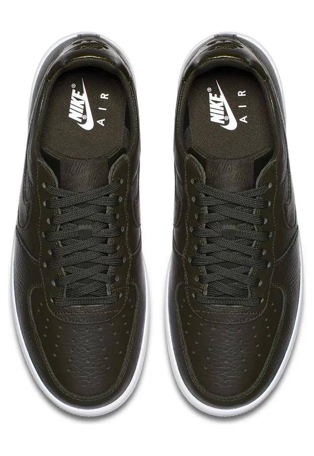 nike-air-force 818735-300