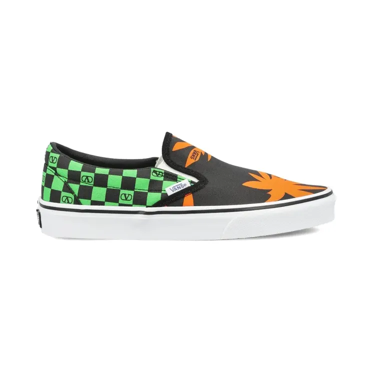 Valentino Garavani x Vans Classic Slip-On-Sneakers “Black” (WS0NY9XWF)
