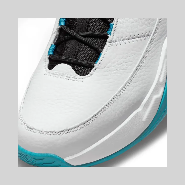 air-jordan-max-aura CZ4167-103