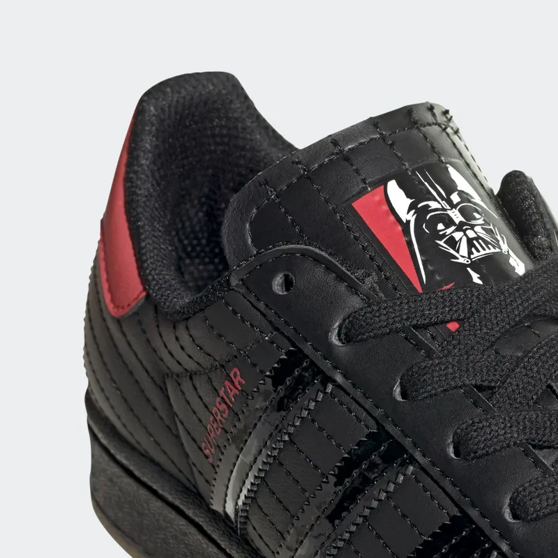 adidas Superstar Star Wars Darth Vader Core Black / Core Black / Scarlet (FY0130)