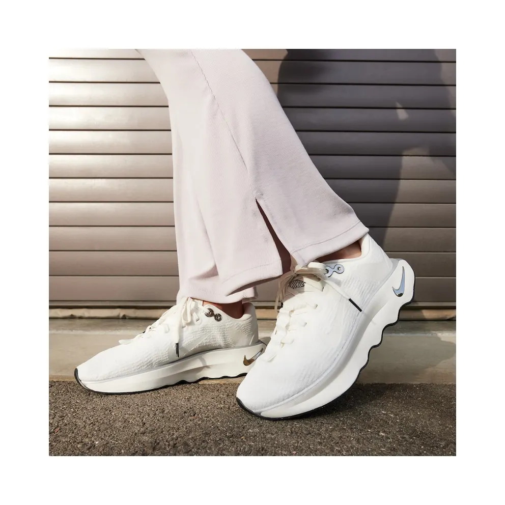 Nike Motiva Summit White Sail Black (DV1238-103)