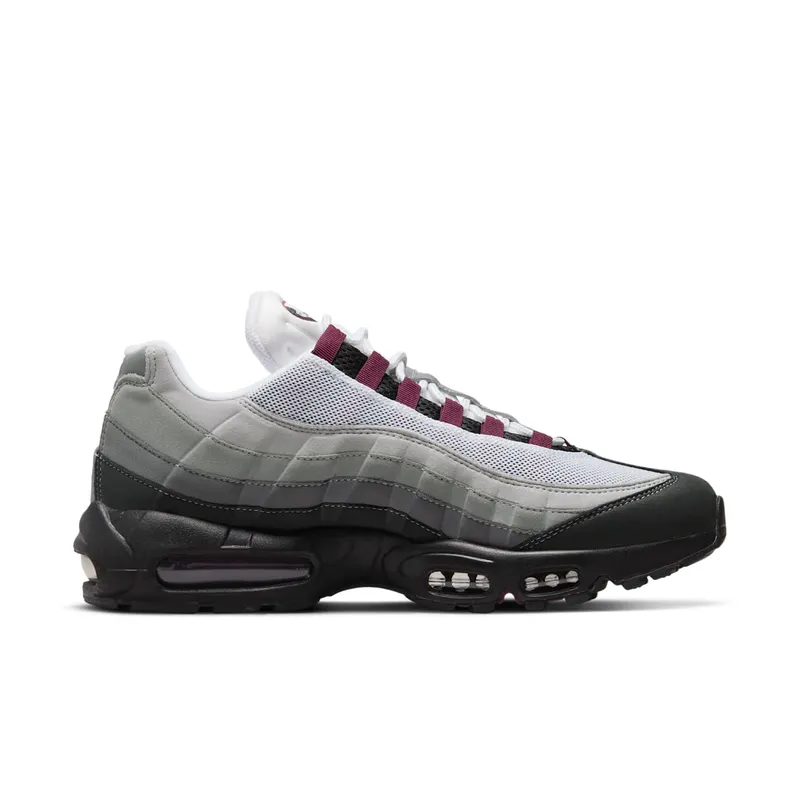 Nike Air Max 95 Black (DQ9001-001)