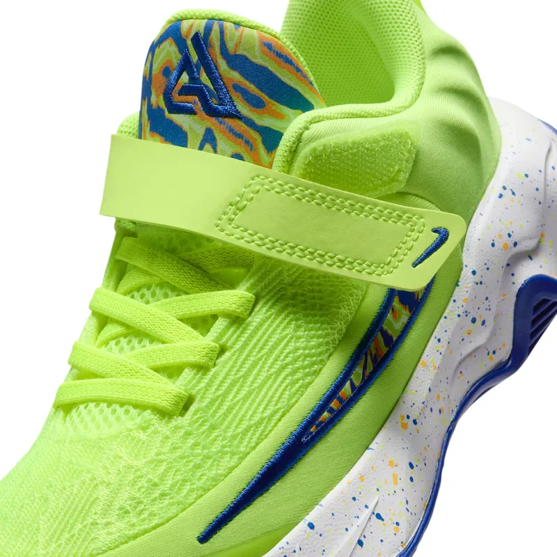 nike-giannis-immortality IQ0819-700