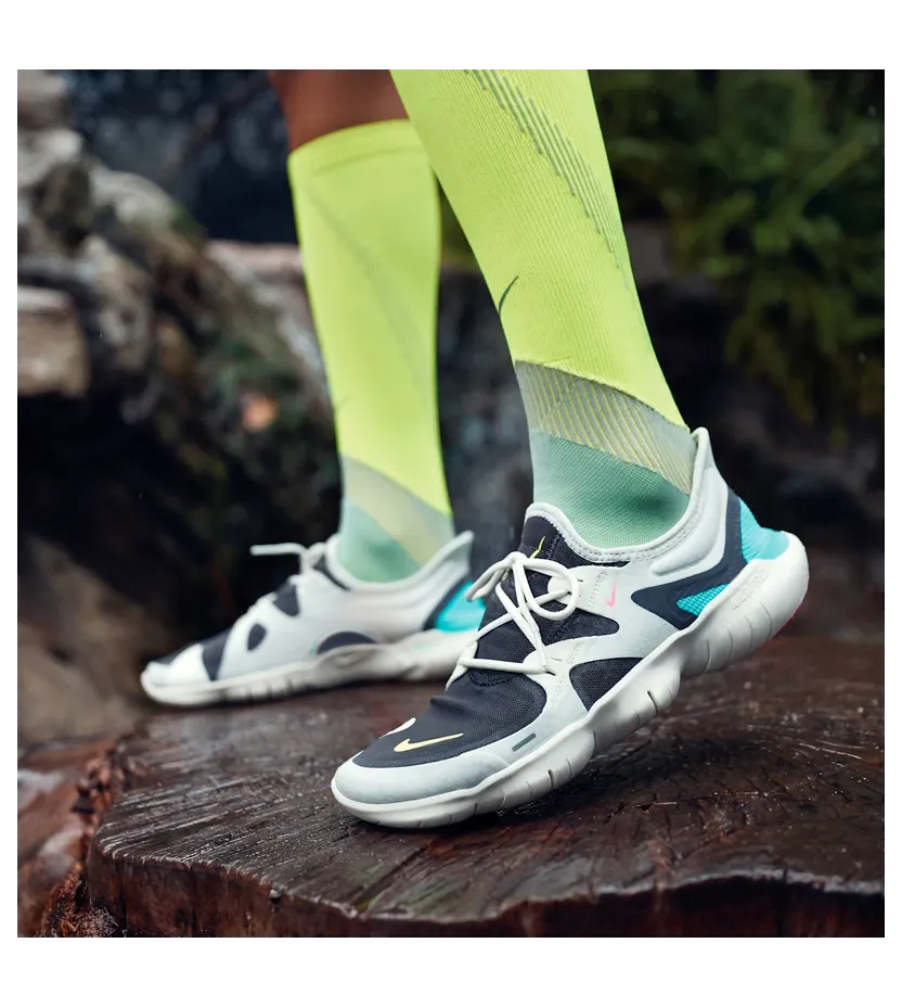 nike-free AQ1316-100