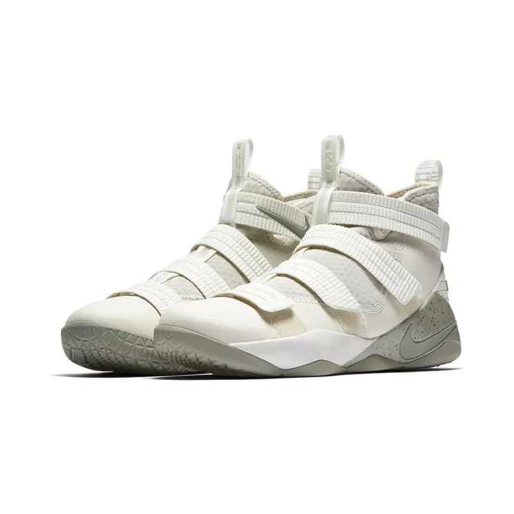 nike-lebron-soldier 897646-005