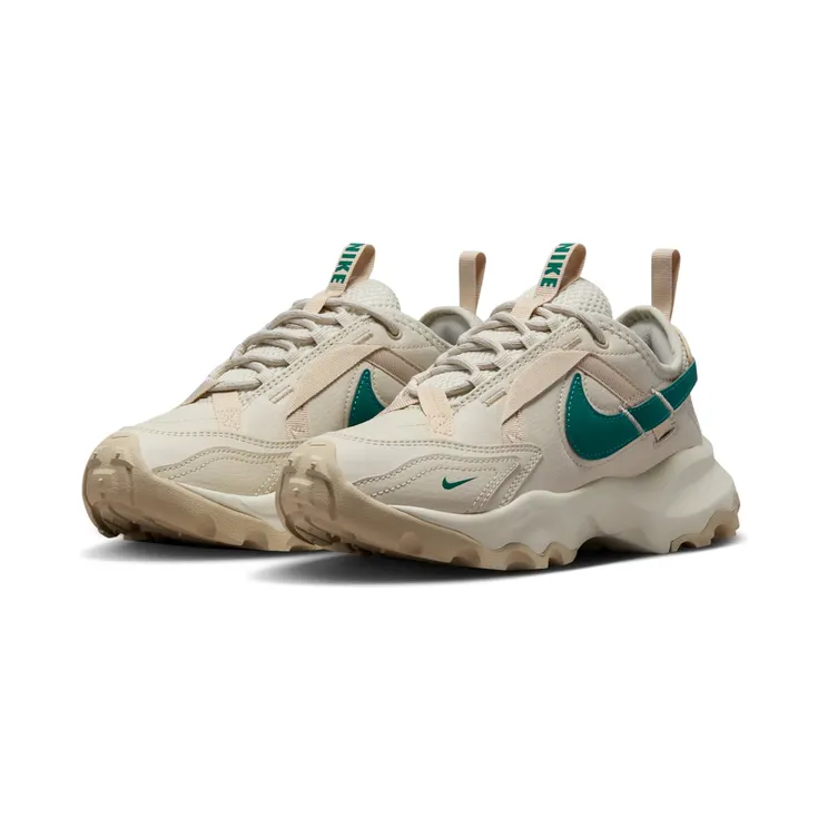 nike-tc-7900 DD9682-110