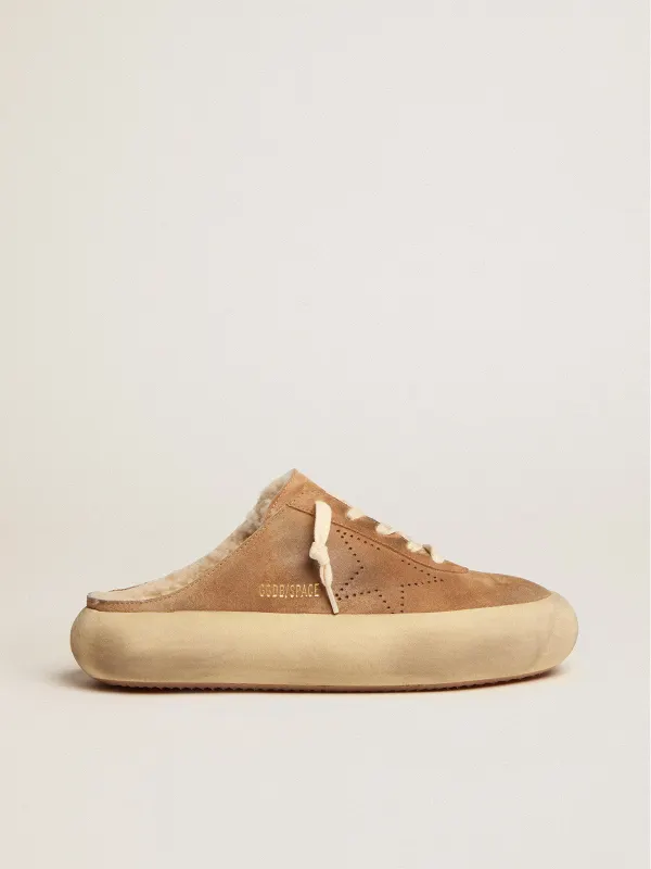Golden Goose Space-Star Sabot Shoes In Tobacco-Colored Suede With Shearling Lining (GWF00348.F002997.55353)