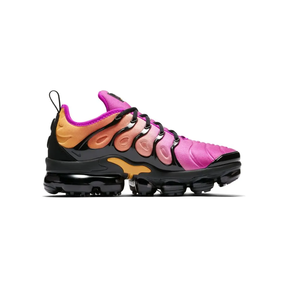 Nike Air VaporMax Plus Sherbet (W) Black/Black-Fuchsia Blast-Rush Coral (AO4550-004)