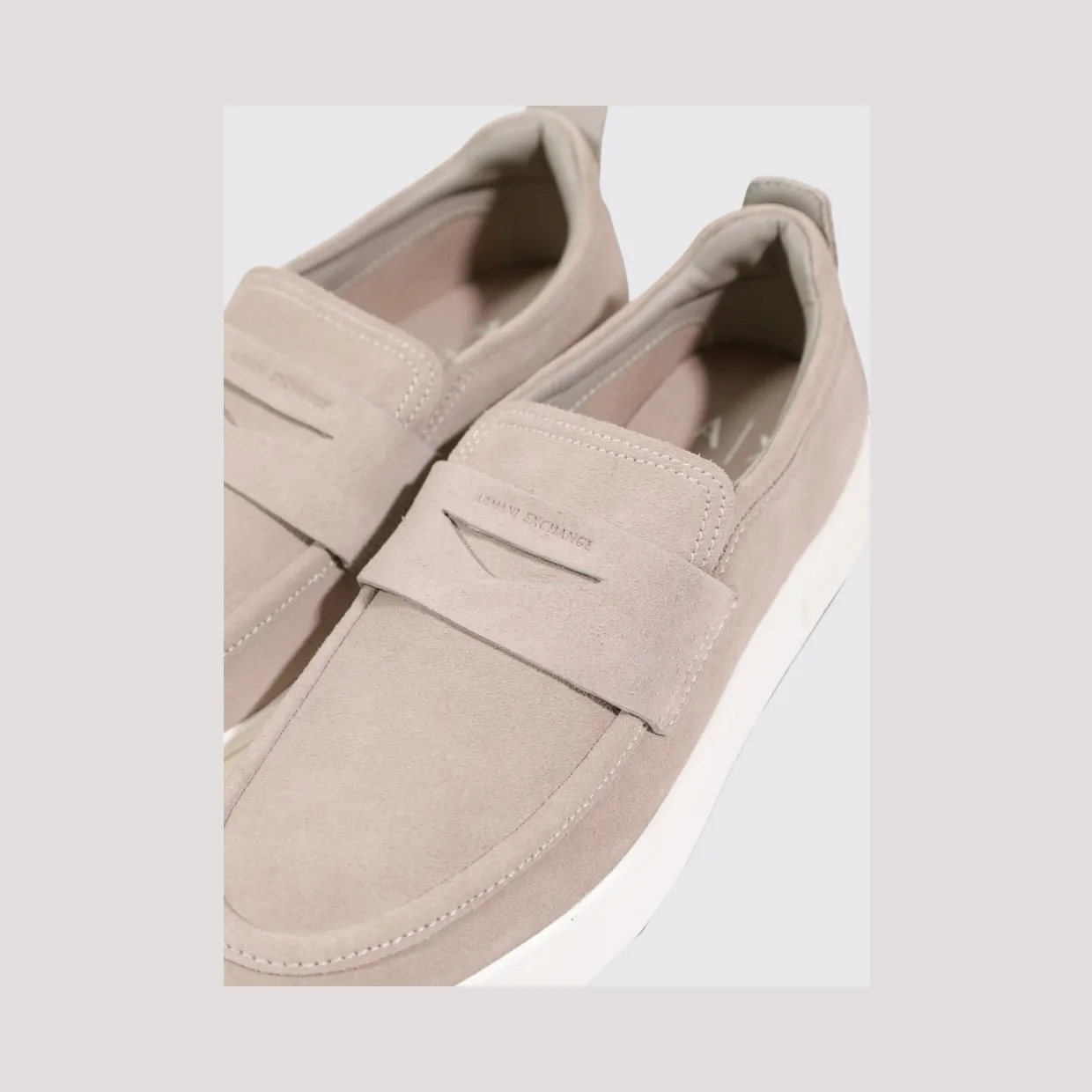 Armani Sneakers Beige (XM002632AF19687Z1030) (3)