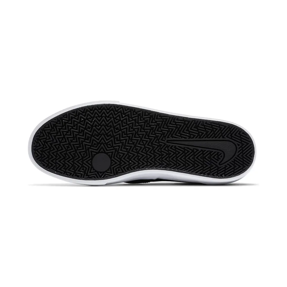 Nike SB Charge Canvas Slip “Black / White” (DA2607-001)