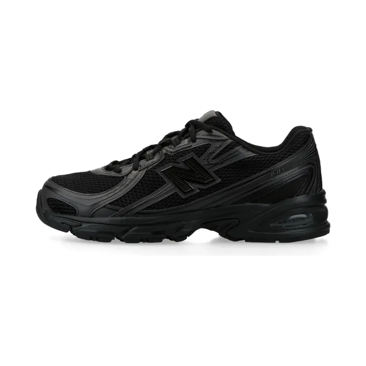 New Balance U740 “Black Cement”: zwart met stille diepte