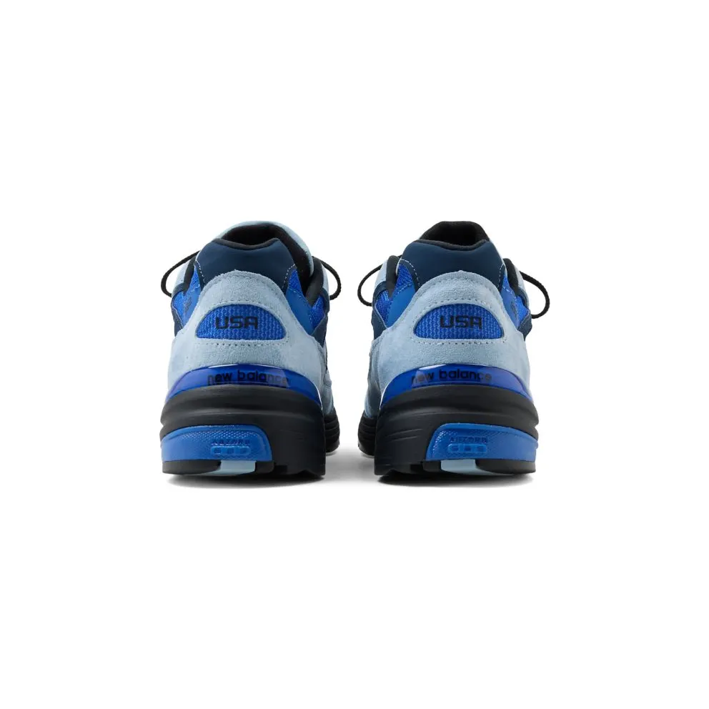 New Balance 992 – “Light Arctic Grey / Black / Blue Gemstone” (U992AR)