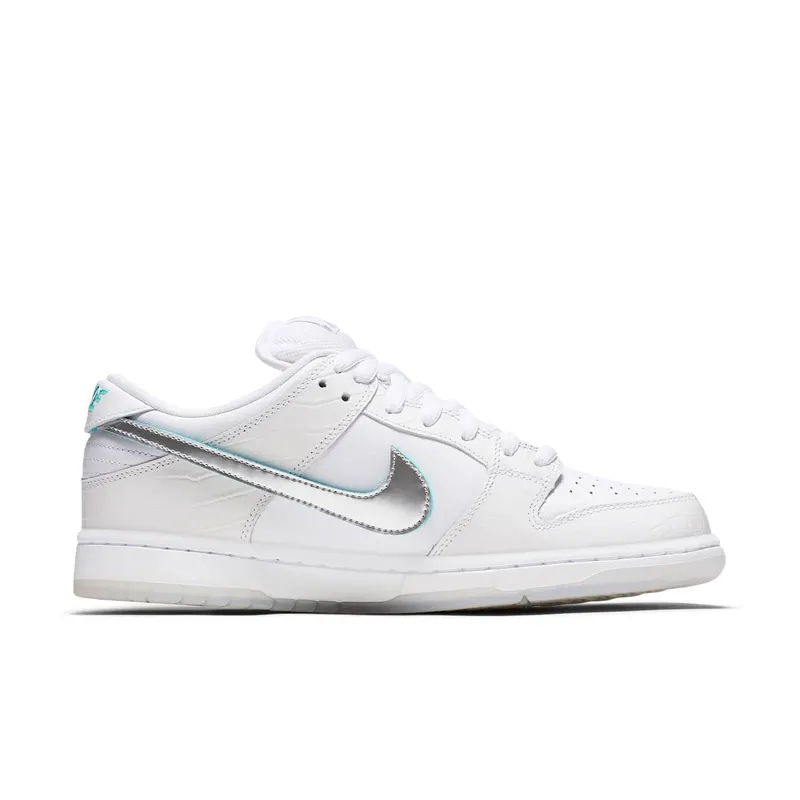 Nike SB x Diamond Supply Co. Dunk Low ‘White Diamond’ (2018) (BV1310-100)