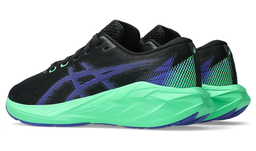 asics-novablast 1014A367-004