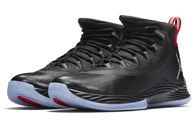 Jordan Ultra Fly 2 Black/Metallic Silver-Gym Red