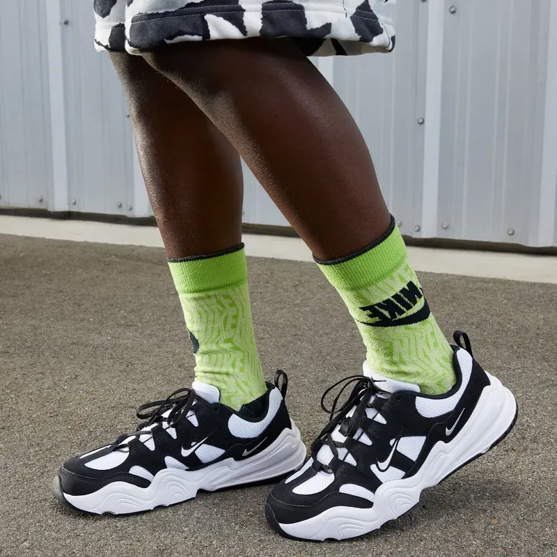 nike-tech-hera FJ9532-101