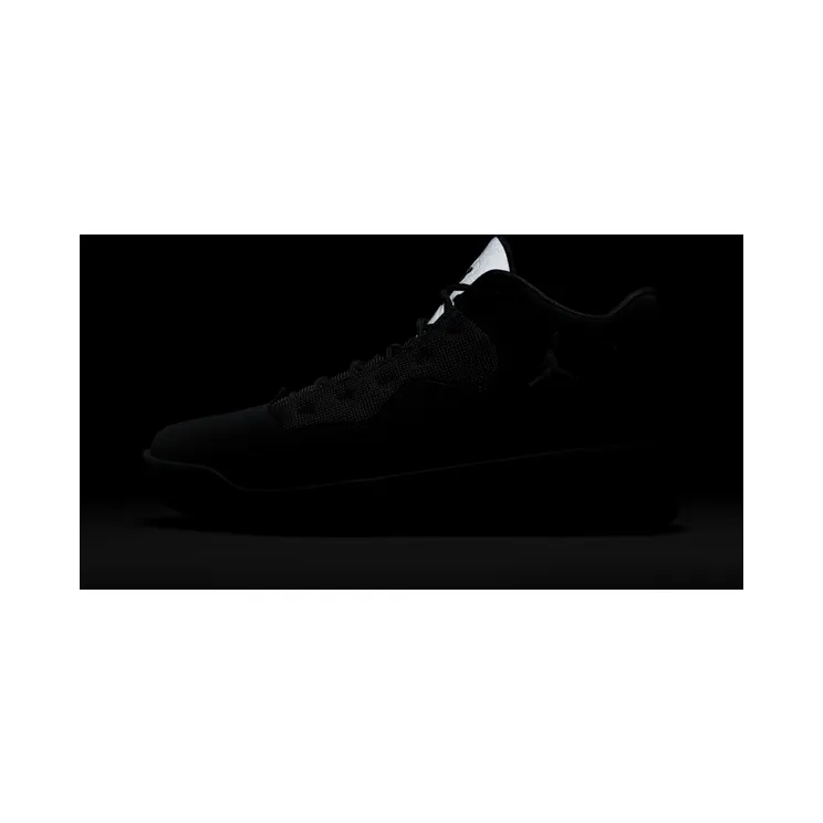 air-jordan-max-aura CK6636-012