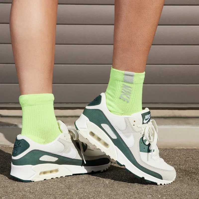 Nike AIR MAX 90 “Vintage Green” (FZ5163-133)