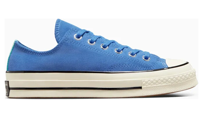 converse-chuck-taylor-all-star A09788C