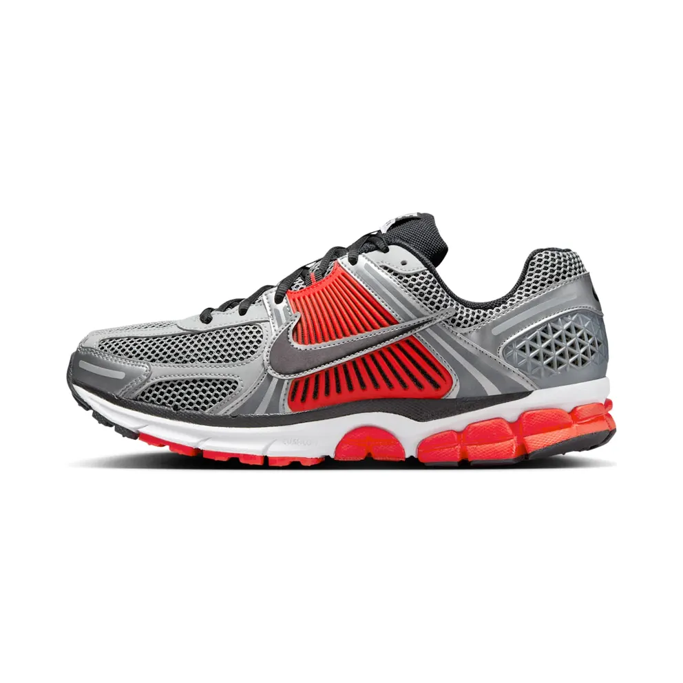 Nike Zoom Vomero 5 “metallic silver black” (FJ4151-005)