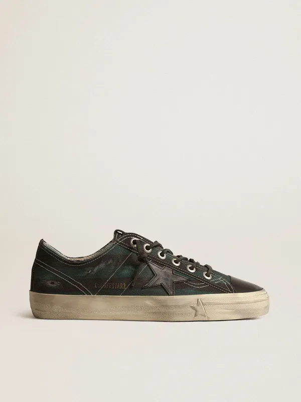 Golden Goose V-Star In Black And Green Striped Canvas With Black Leather Star And Toe (GMF00129.F003913.90271)