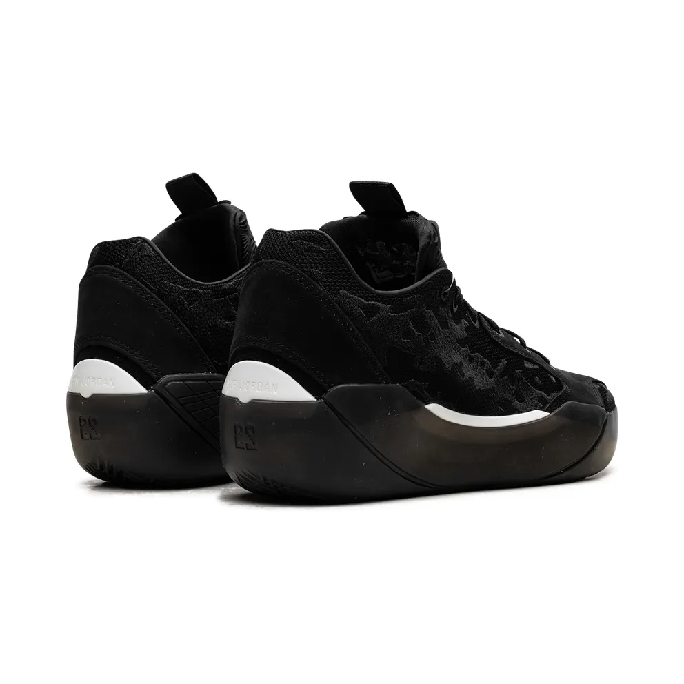 Air Jordan XXXIX “Black / Sail” (FQ0213-001)