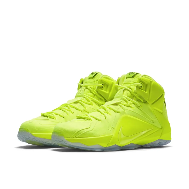 Nike LeBron 12 EXT Tennis Ball Volt/Volt-White-Black (748861-700)