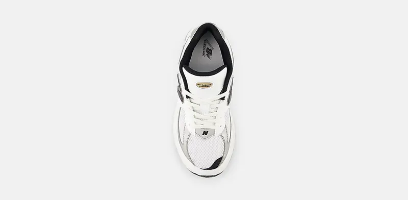 New Balance 2002R White Black Gold (GC2002PS)