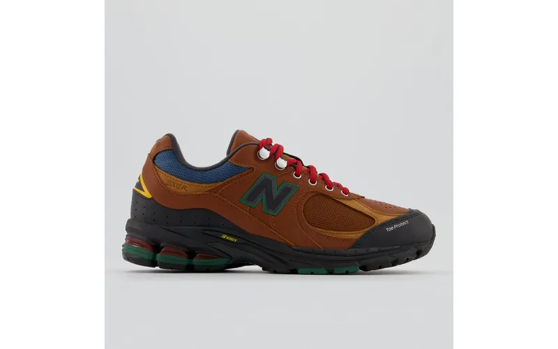 New Balance 2002R “The Hiker” (M2002RWM)